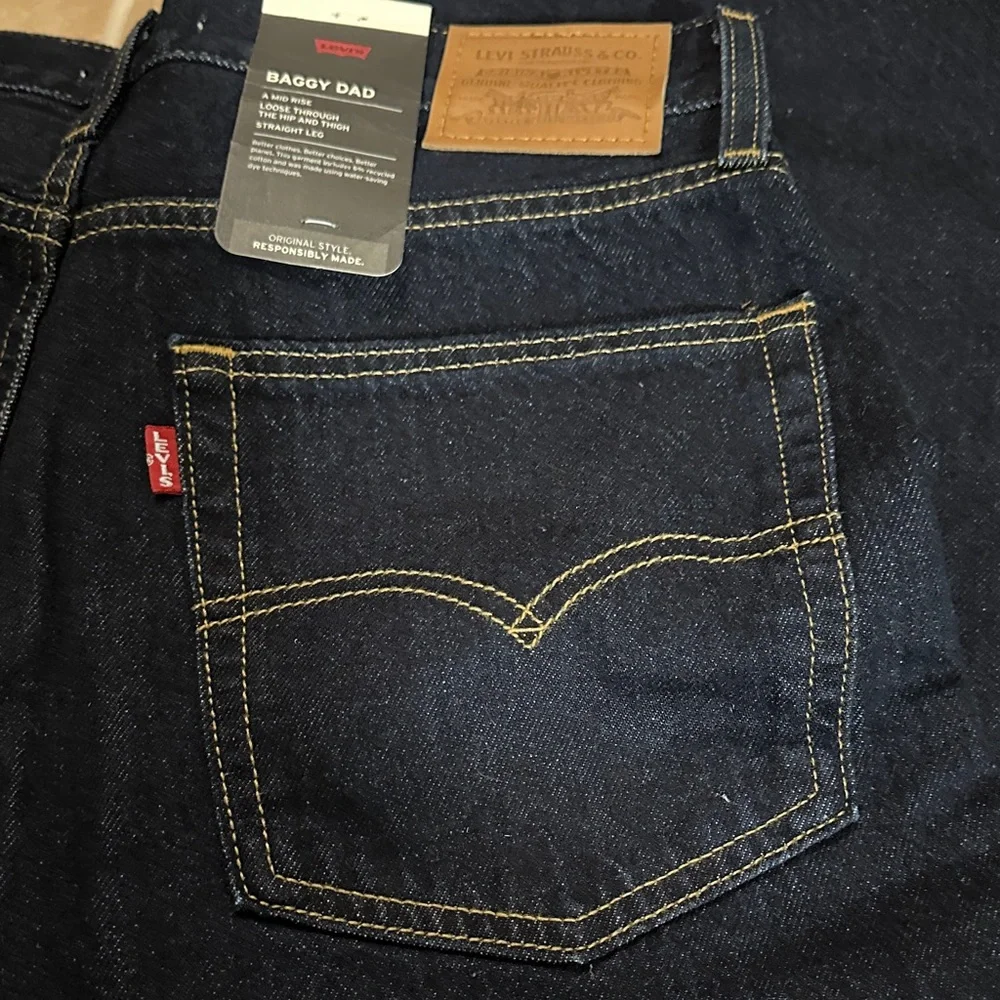 NWT HP Levi's Dark Blue Relaxed Jeans - Picture 11 of 13